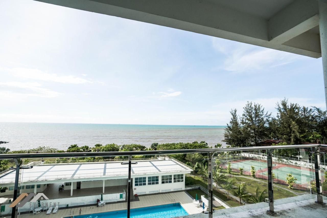 Bay Resort By Evernent Miri Exterior photo