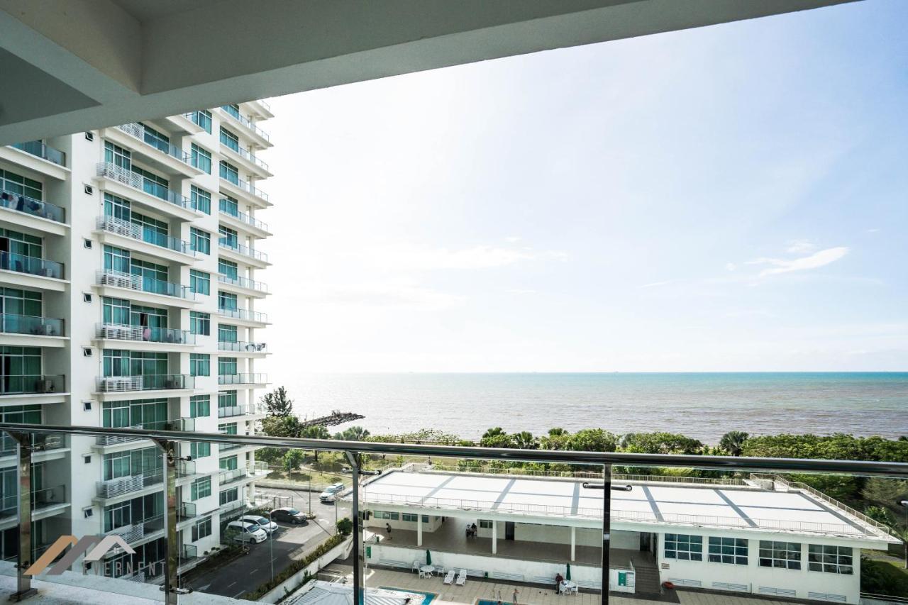 Bay Resort By Evernent Miri Exterior photo