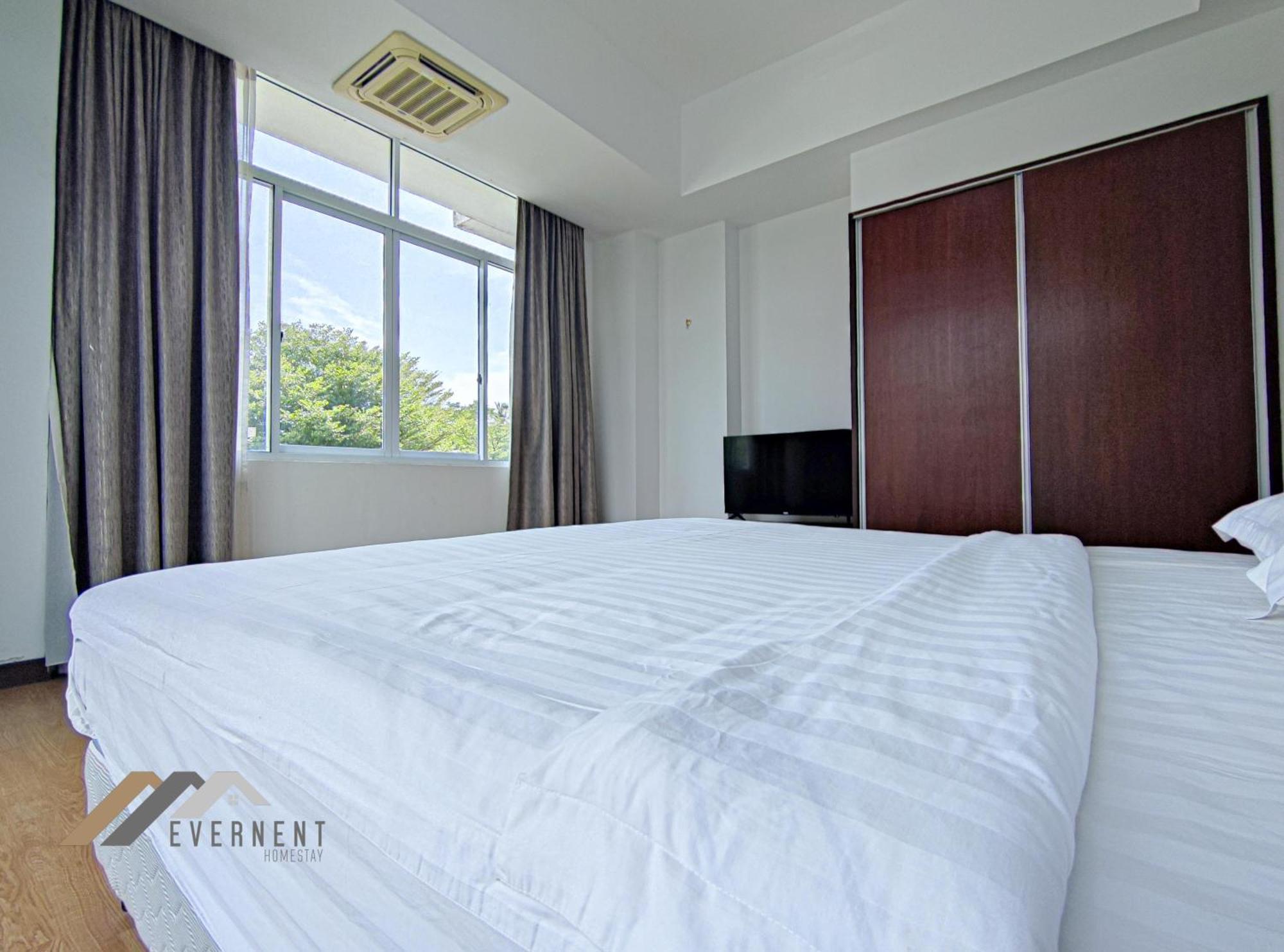Bay Resort By Evernent Miri Exterior photo