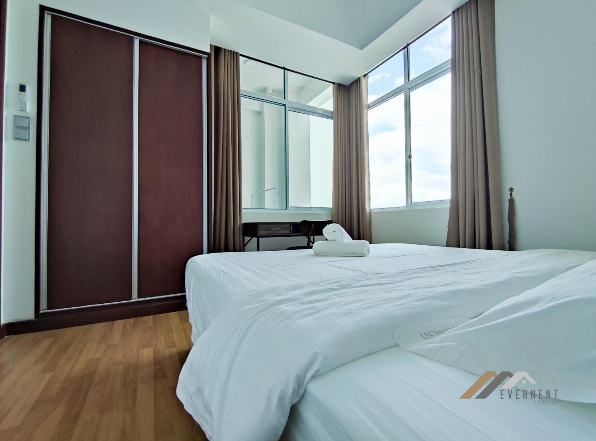 Bay Resort By Evernent Miri Exterior photo
